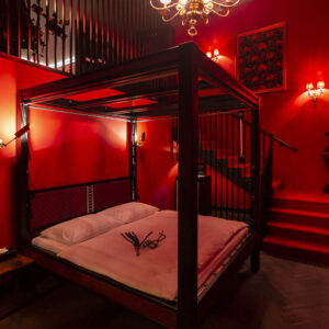 Room No. 04 – Red Suite I